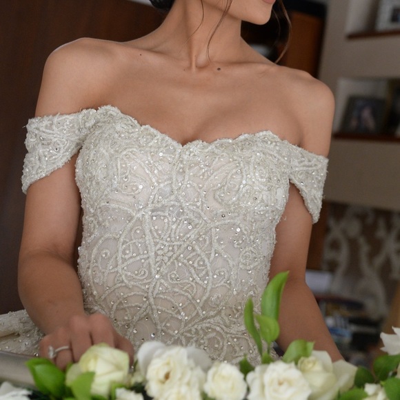 Ziad Nakad haute couture wedding gown - Picture 6 of 6